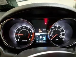2018 Mitsubishi Outlander SE z VIN JA4AR3AW5JU017329, wystawiony jako Copart lot #54072085 z przebiegiem 77 154 mil mil oraz Szkoda całkowita • Salvage title. Historia ofert i sprzedaży dostępna na DreamBid. Obrazek 9.