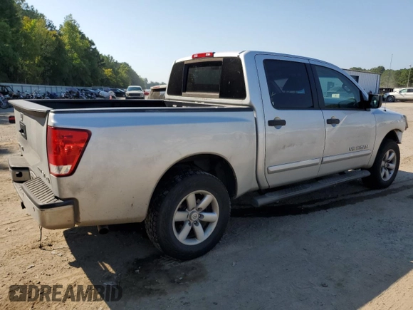 2013 Nissan Titan SV with VIN 1N6BA0EC3DN305832, listed as a Copart auction lot 72400294 with 300,083 mi miles and Salvage title. Bid and sale history available at DreamBid. Image 3.