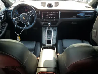 2021 Porsche Macan с VIN WP1AA2A58MLB15682, выставлен на аукционе Copart как лот 65383415 с пробегом 29 802 миль миль и Списание • Salvage title. История ставок и продаж доступна на DreamBid. Изображение 8.