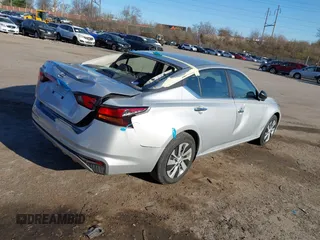 2024 Nissan Altima 2.5 S with VIN 1N4BL4BV0RN393522, listed as a IAAI auction lot 41888296 with 17,326 mi miles. Bid and sale history available at carsss.com. Image 4.