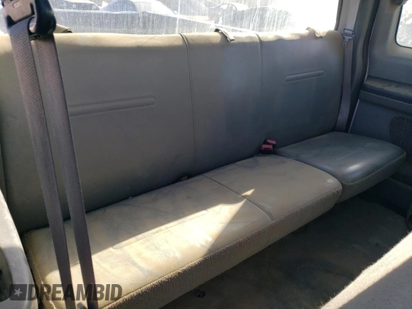 2005 Ford Super Duty F-250 XL with VIN 1FTSX20PX5EB73080, listed as a Copart auction lot 84086604 with 192,346 mi miles and Salvage Title. Bid and sale history available at carsss.com. Image 10.