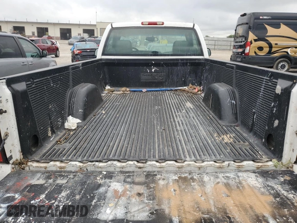 2006 Chevrolet Silverado 1500 Work Truck with VIN 1GCEC14V66E271939, listed as a Copart auction lot 72271074 with 245,926 mi miles and Salvage Title. Bid and sale history available at carsss.com. Image 10.