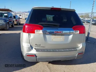 2015 GMC Terrain SLE z VIN 2GKALMEK0F6348527, wystawiony jako IAAI lot #41756648 z przebiegiem 112 960 mil mil oraz . Historia ofert i sprzedaży dostępna na DreamBid. Obrazek 18.