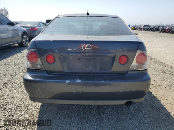2002 Lexus IS 300/350 z VIN JTHBD192320043367, wystawiony jako Copart lot #50256315 z przebiegiem 240 104 mil mil oraz Szkoda całkowita • Salvage title. Historia ofert i sprzedaży dostępna na DreamBid. Obrazek 6.