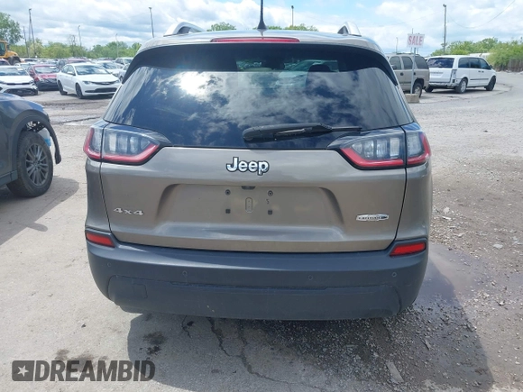 2020 Jeep Cherokee Latitude Plus with VIN 1C4PJMLB1LD569548, listed as a IAAI auction lot 42330117 with 37,897 mi miles and . Bid and sale history available at DreamBid. Image 16.