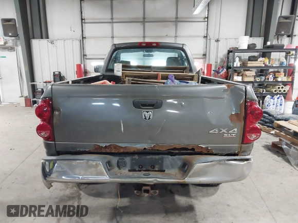 2007 Dodge Ram 2500 ST with VIN 3D7KS26D17G821158, listed as a IAAI auction lot 41595670 with 128,976 mi miles. Bid and sale history available at carsss.com. Image 16.