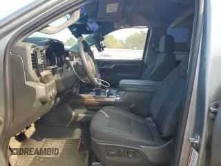2023 Chevrolet Silverado 1500 RST with VIN 2GCUDEED4P1126097, listed as a Copart auction lot 68518414 with 31,462 mi miles and Salvage Title. Bid and sale history available at DreamBid. Image 7.
