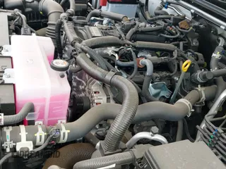 2025 Toyota 4Runner SR5 z VIN JTEVA5BR5S5004784, wystawiony jako IAAI lot #42532178 z przebiegiem 4 114 mil mil oraz . Historia ofert i sprzedaży dostępna na DreamBid. Obrazek 19.