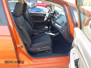 2018 Honda Fit Sport with VIN 3HGGK5H68JM717180, listed as a IAAI auction lot 41751424 with 35,011 mi miles. Bid and sale history available at carsss.com. Image 5.