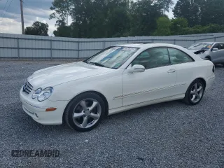 2005 Mercedes-Benz CLK 320 z VIN WDBTJ65J25F148135, wystawiony jako Copart lot #56236335 z przebiegiem 102 046 mil mil oraz Szkoda całkowita • Salvage title. Historia ofert i sprzedaży dostępna na DreamBid. Obrazek 1.