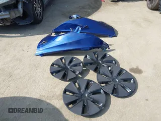 2025 Tesla Model 3 Long Range z VIN 5YJ3E1EB3SF907019, wystawiony jako IAAI lot #42117014 z przebiegiem 3 323 mil mil oraz . Historia ofert i sprzedaży dostępna na DreamBid. Obrazek 12.