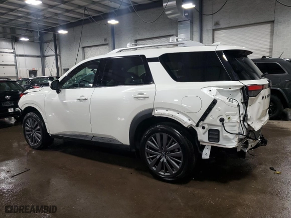 2024 Nissan Pathfinder SL with VIN 5N1DR3CD3RC253912, listed as a Copart auction lot 42677425 with 16,214 mi miles and Salvage Title. Bid and sale history available at carsss.com. Image 2.