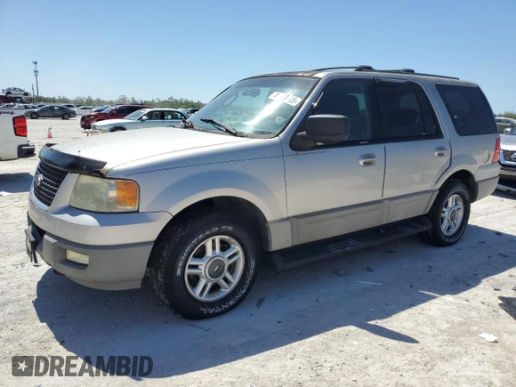 2003 Ford Expedition XLT Value with VIN 1FMPU16W33LB09118, listed as a Copart auction lot 49007805 with 54,825 mi miles and Clean Title. Bid and sale history available at carsss.com. Image 1.