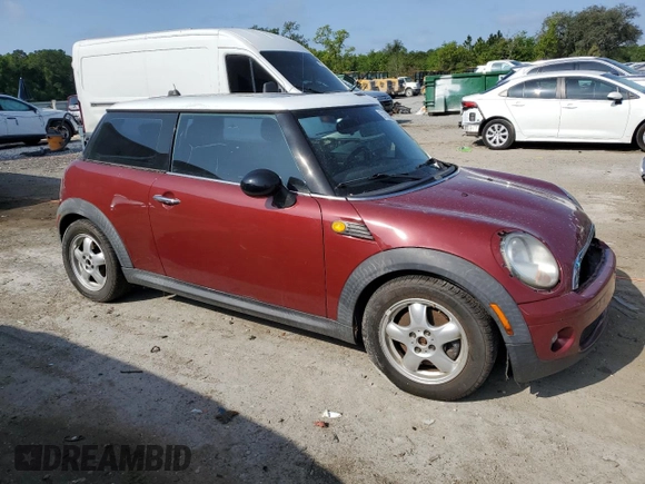 2007 MINI Hardtop z VIN WMWMF335X7TT55336, wystawiony jako Copart lot #51109595 z przebiegiem 132 358 mil mil oraz Czysty tytuł • Clean title. Historia ofert i sprzedaży dostępna na DreamBid. Obrazek 4.
