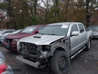 2007 Toyota Tacoma PreRunner with VIN 5TEJU62N27Z344993, listed as a IAAI auction lot 40858670 with NaN miles. Bid and sale history available at carsss.com. Image 18.