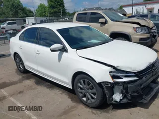 2013 Volkswagen Jetta SE with VIN 3VWDX7AJ1DM319114, listed as a IAAI auction lot 42295095 with 164,583 mi miles and . Bid and sale history available at DreamBid. Image 13.