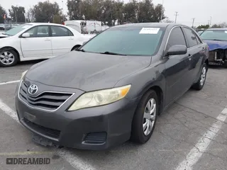 2011 Toyota Camry LE with VIN 4T4BF3EK6BR119980, listed as a IAAI auction lot 41885521 with 113,697 mi miles. Bid and sale history available at carsss.com. Image 17.