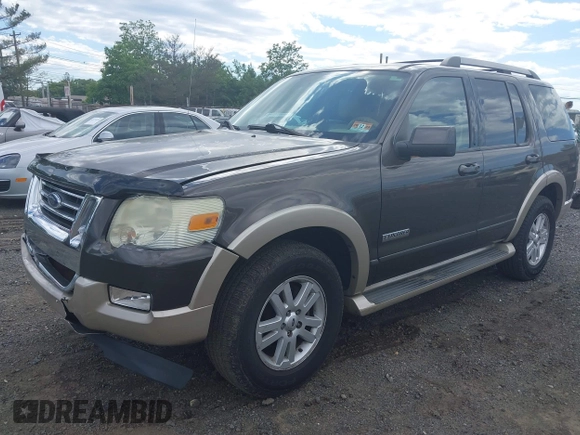 2006 Ford Explorer Eddie Bauer z VIN 1FMEU74E46UA44430, wystawiony jako IAAI lot #42300632 z przebiegiem 167 244 mil mil oraz . Historia ofert i sprzedaży dostępna na DreamBid. Obrazek 17.