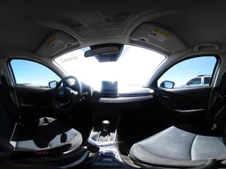 2016 Scion iA z VIN 3MYDLBZV1GY132561, wystawiony jako IAAI lot #42425947 z przebiegiem 94 882 mil mil oraz . Historia ofert i sprzedaży dostępna na DreamBid. Obrazek 20.