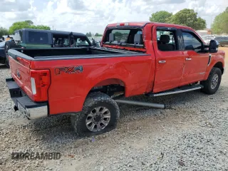 2017 Ford F-250 Lariat with VIN 1FT7W2BT9HED98646, listed as a Copart auction lot 55220645 with 100,693 mi miles and Salvage title. Bid and sale history available at DreamBid. Image 3.