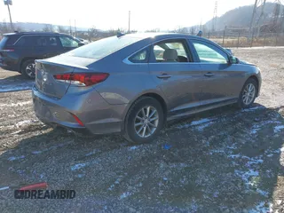2018 Hyundai Sonata SE with VIN 5NPE24AF5JH679701, listed as a IAAI auction lot 41095174 with 30,579 mi miles and . Bid and sale history available at DreamBid. Image 4.