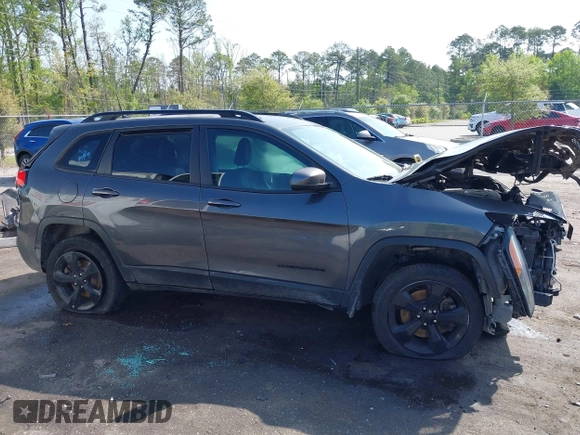 2016 Jeep Cherokee Latitude with VIN 1C4PJMCS9GW103845, listed as a IAAI auction lot 41933274 with 177,472 mi miles and . Bid and sale history available at carsss.com. Image 14.