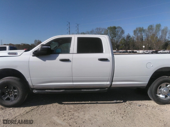 2024 Ram 2500 Tradesman with VIN 3C6UR5HJ1RG327380, listed as a IAAI auction lot 41729204 with 3,912 mi miles. Bid and sale history available at carsss.com. Image 15.