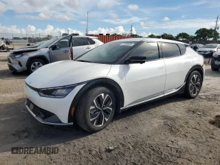 2022 Kia EV6 Wind with VIN KNDC3DLC9N5084122, listed as a Copart auction lot 72189524 with 26,099 mi miles and Salvage Title. Bid and sale history available at carsss.com. Image 1.
