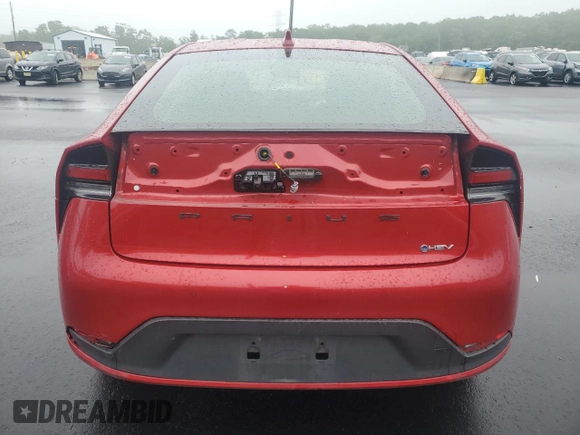 2023 Toyota Prius LE z VIN JTDACAAU7P3002906, wystawiony jako Copart lot #56952795 z przebiegiem 38 900 mil mil oraz Nie do naprawy • Non repairable. Historia ofert i sprzedaży dostępna na DreamBid. Obrazek 6.