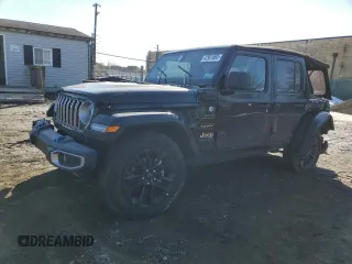 2024 Jeep Wrangler Sahara with VIN 1C4RJXP69RW317292, listed as a Copart auction lot 42921085 with 6,184 mi miles and Salvage title. Bid and sale history available at DreamBid. Image 1.