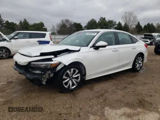 2022 Honda Civic LX z VIN 2HGFE2F27NH532575, wystawiony jako Copart lot #53883975 z przebiegiem 43 741 mil mil oraz Szkoda całkowita • Salvage title. Historia ofert i sprzedaży dostępna na DreamBid. Obrazek 1.