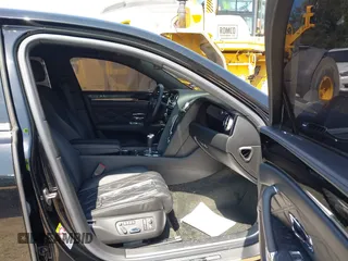 2016 Bentley Flying Spur с VIN SCBEC9ZA9GC053109, выставлен на аукционе IAAI как лот 42214384 с пробегом 15 193 миль миль и . История ставок и продаж доступна на DreamBid. Изображение 5.