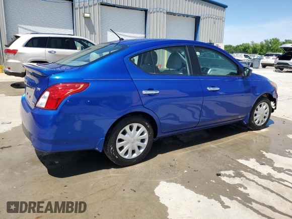2016 Nissan Versa S z VIN 3N1CN7AP4GL829284, wystawiony jako Copart lot #56342055 z przebiegiem 111 984 mil mil oraz Szkoda całkowita • Salvage title. Historia ofert i sprzedaży dostępna na DreamBid. Obrazek 3.