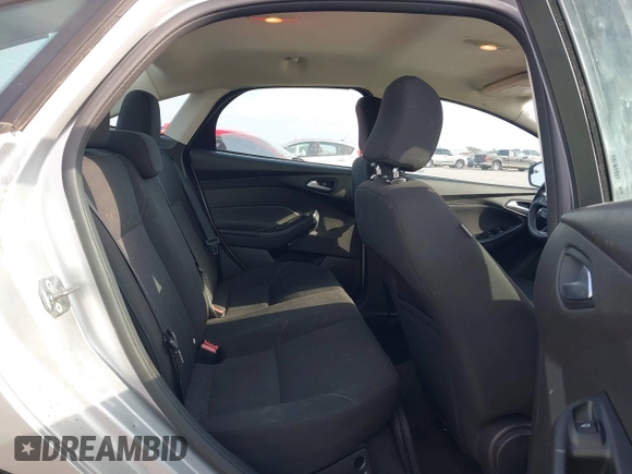 2015 Ford Focus SE with VIN 1FADP3F2XFL340583, listed as a IAAI auction lot 42099224 with 111,970 mi miles. Bid and sale history available at carsss.com. Image 8.