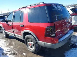 2003 Ford Explorer XLT with VIN 1FMZU73K73UB93693, listed as a IAAI auction lot 41267337 with 184,151 mi miles. Bid and sale history available at carsss.com. Image 3.