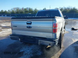 2013 Ford F-150 XL z VIN 1FTFX1EF6DFA27764, wystawiony jako IAAI lot #41255211 z przebiegiem 169 682 mil mil oraz . Historia ofert i sprzedaży dostępna na DreamBid. Obrazek 4.