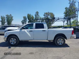 2017 Ram 2500 Tradesman with VIN 3C6UR4CJ0HG587687, listed as a IAAI auction lot 42225541 with 46,211 mi miles and . Bid and sale history available at DreamBid. Image 14.