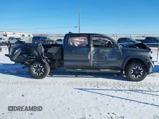 2017 Toyota Tacoma SR5 with VIN 3TMDZ5BN1HM021199, listed as a IAAI auction lot 41387400 with 93,392 mi miles. Bid and sale history available at carsss.com. Image 12.
