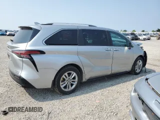 2022 Toyota Sienna Limited with VIN 5TDZRKEC4NS129438, listed as a Copart auction lot 59121405 with 42,756 mi miles and Salvage title. Bid and sale history available at DreamBid. Image 3.