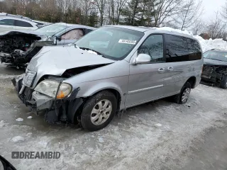 2005 Kia Sedona LX with VIN KNDUP132656639441, listed as a Copart auction lot 44145285 with 81,731 mi miles and Clean Title. Bid and sale history available at carsss.com. Image 1.