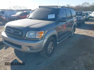 2003 Toyota Sequoia SR5 with VIN 5TDBT44A93S170580, listed as a IAAI auction lot 41739413 with 252,352 mi miles and . Bid and sale history available at DreamBid. Image 2.