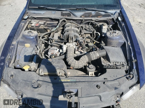 2010 Ford Mustang V6 with VIN 1ZVBP8AN4A5161062, listed as a Copart auction lot 46781945 with 152,083 mi miles and Salvage Title. Bid and sale history available at DreamBid. Image 12.