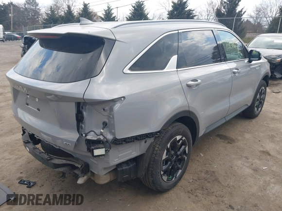 2024 Kia Sorento S with VIN 5XYRLDJC9RG258376, listed as a IAAI auction lot 41831014 with 10,340 mi miles and . Bid and sale history available at DreamBid. Image 4.
