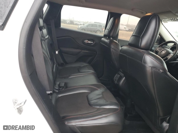 2015 Jeep Cherokee Trailhawk with VIN 1C4PJMBB5FW712933, listed as a Copart auction lot 45844265 with 90,827 mi miles and Salvage Title. Bid and sale history available at carsss.com. Image 11.