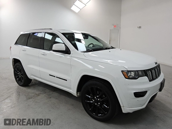 2019 Jeep Grand Cherokee Altitude with VIN 1C4RJFAG3KC563824, listed as a Copart auction lot 59695135 with 60,102 mi miles and Clean title. Bid and sale history available at DreamBid. Image 4.