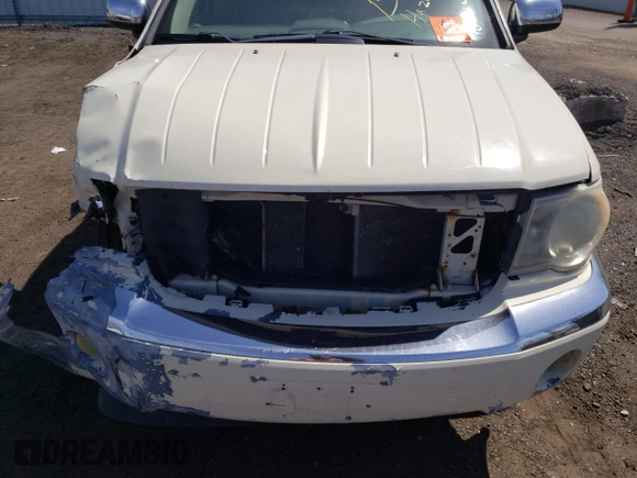 2008 Chrysler Aspen Limited z VIN 1A8HW58NX8F142131, wystawiony jako Copart lot #52396535 z przebiegiem Nie podano mil oraz Szkoda całkowita • Salvage title. Historia ofert i sprzedaży dostępna na DreamBid. Obrazek 11.