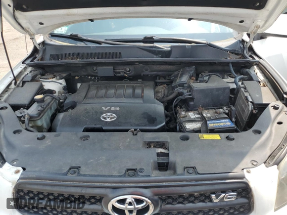 2007 Toyota RAV4 Sport z VIN JTMBK32V575016043, wystawiony jako Copart lot #59909495 z przebiegiem 141 535 mil mil oraz Czysty tytuł • Clean title. Historia ofert i sprzedaży dostępna na DreamBid. Obrazek 12.