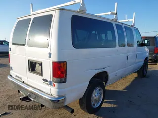 2011 Ford Econoline Passenger XL with VIN 1FBNE3BL0BDA75121, listed as a IAAI auction lot 41469640 with 105,558 mi miles. Bid and sale history available at carsss.com. Image 4.