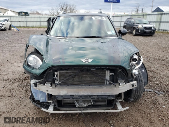 2018 MINI Countryman Cooper S with VIN WMZYT5C39J3E59740, listed as a Copart auction lot 80034544 with 69,735 mi miles and Salvage Title. Bid and sale history available at carsss.com. Image 5.