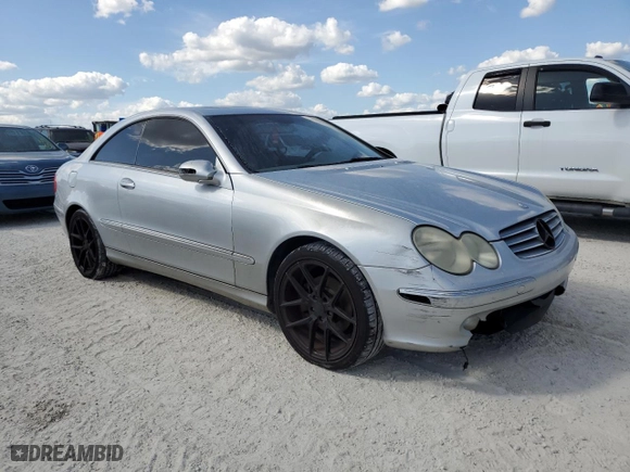 2003 Mercedes-Benz CLK-Class 3.2L with VIN WDBTJ65J63F050559, listed as a Copart auction lot 77650564 with 218,619 mi miles and Clean Title. Bid and sale history available at carsss.com. Image 4.